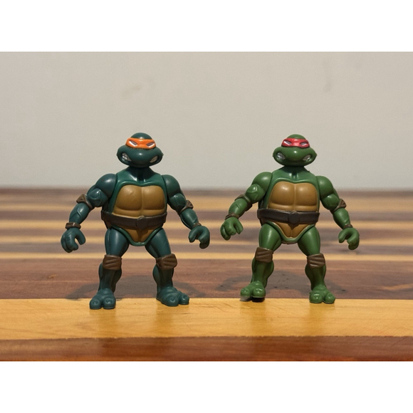 TMNT Playmates Teenage Mutant Ninja Turtles Mini 2 ” Action Figures 2002 - Picture 1 of 2